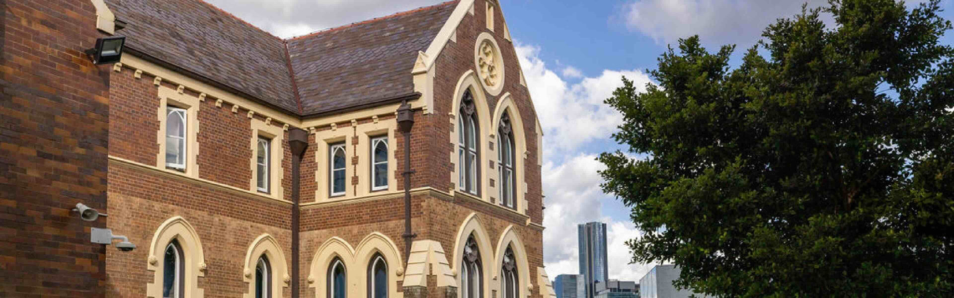 Brisbane Grammar school facade