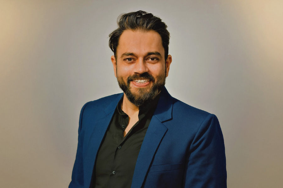 Senior cloud engineer Dinesh Sharma