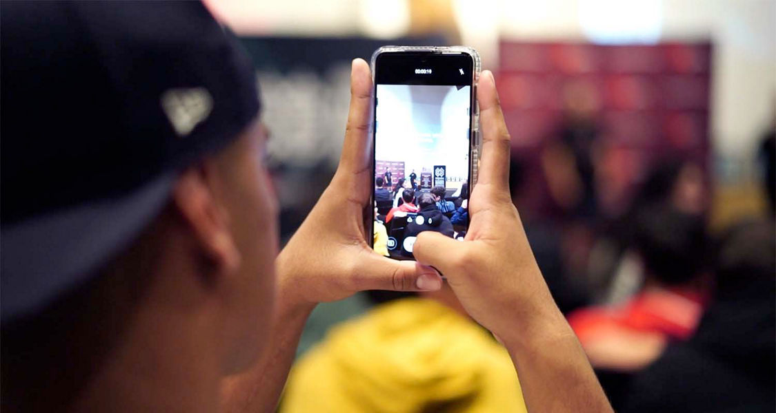 Programming Maori Potential participant using mobile phone